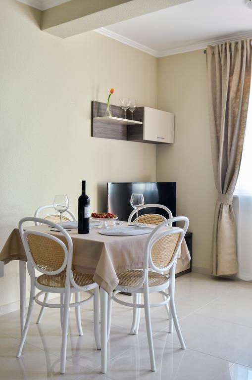 Peric Meka Draga Apartment Obrovac