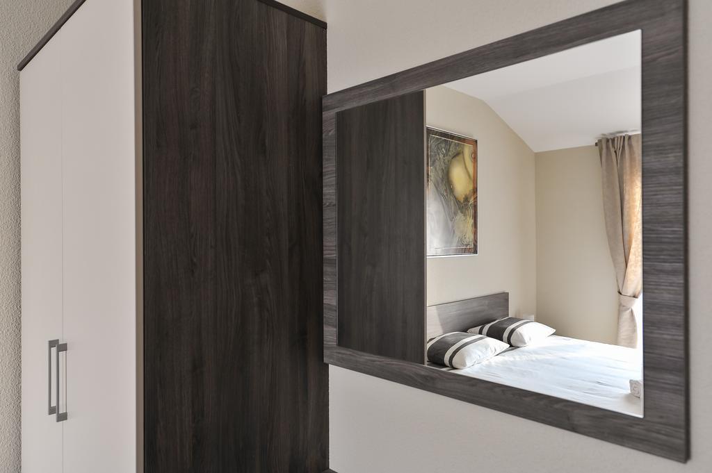 Peric Meka Draga Apartment Obrovac