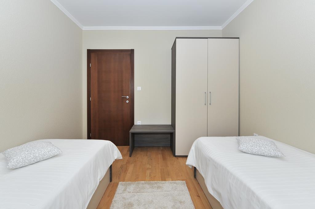Peric Meka Draga Apartment *