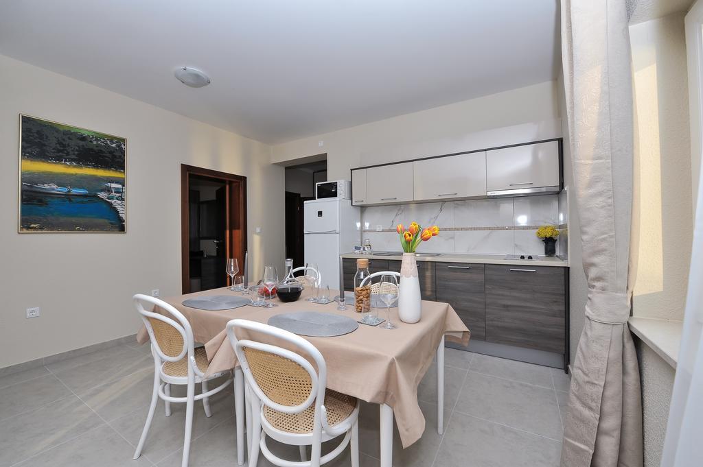 Peric Meka Draga Apartment *