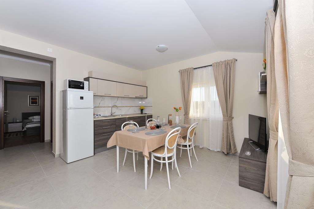Apartment Peric Meka Draga