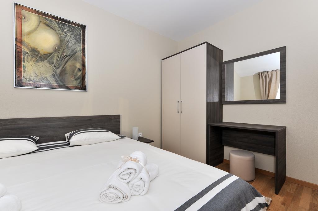 Peric Meka Draga Apartment *