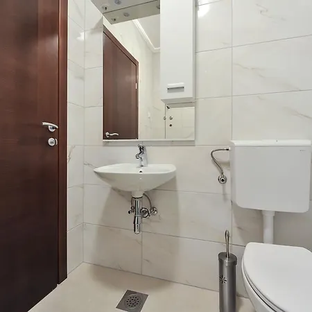 Apartmani Peric Meka Draga Obrovac Exterior photo